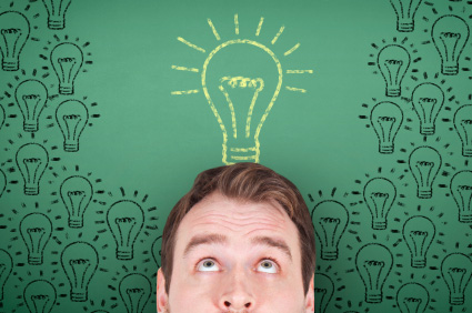 lighbulb-green-eco-thinking-guy-pic