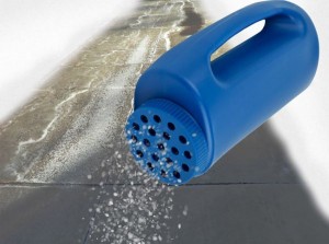 winter-salt-sprinkler-for-icy-walkways-driveways