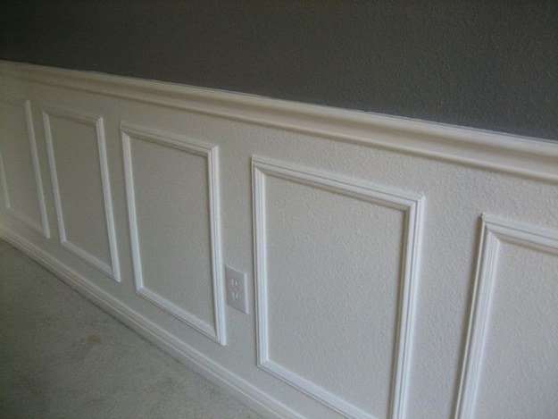 wainscoting-frames-wall-DIY